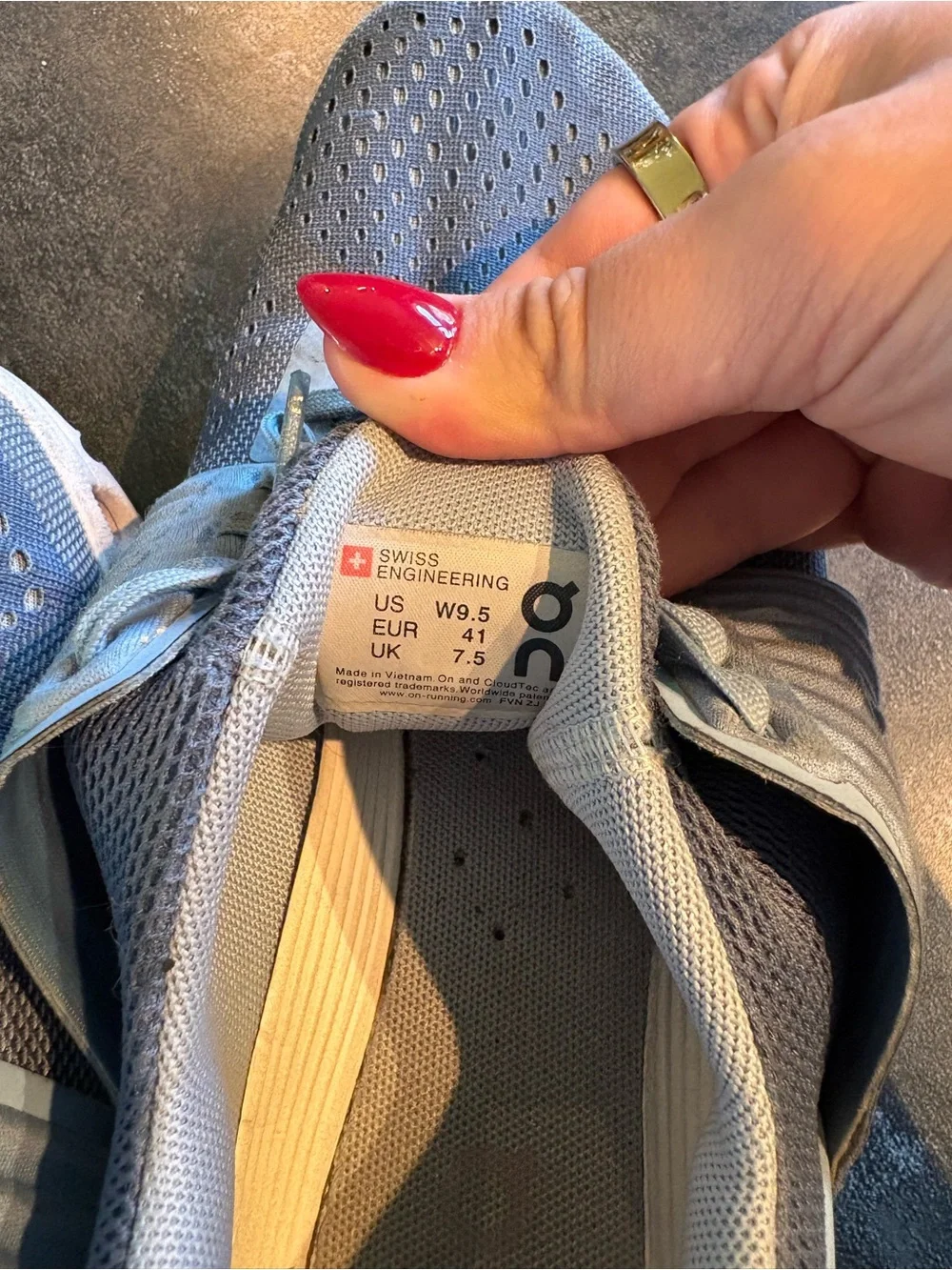 On Running Running women’s Light Blue Running Shoes